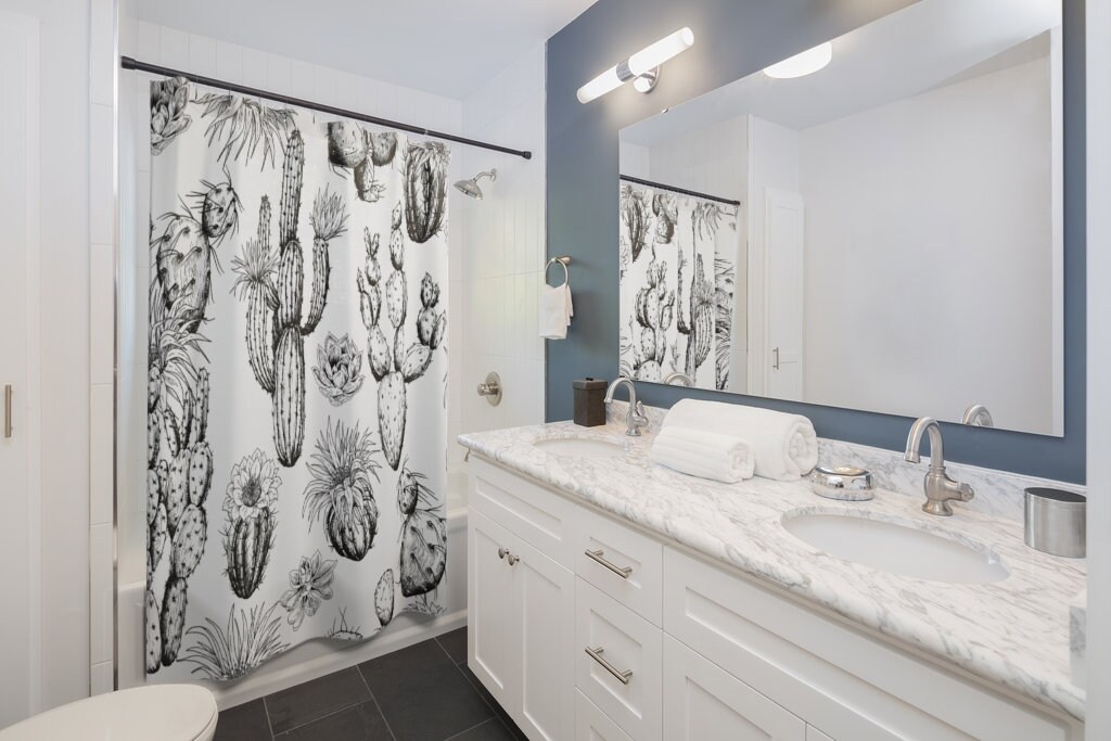 Add A Botanical Touch To Your Bathroom With This Plant Decor Shower Curtain. - Image 2