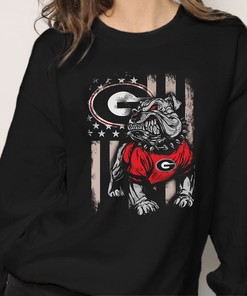 American Flag Vintage Georgia Bulldogs Shirt - Classic Apparel for Patriotic Fans