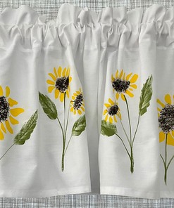 Beautiful Sunflower Valance for Window Decor