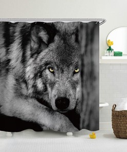 Beautiful Wild Wolf Shower Curtain - Nature-Themed Bathroom Accents 
