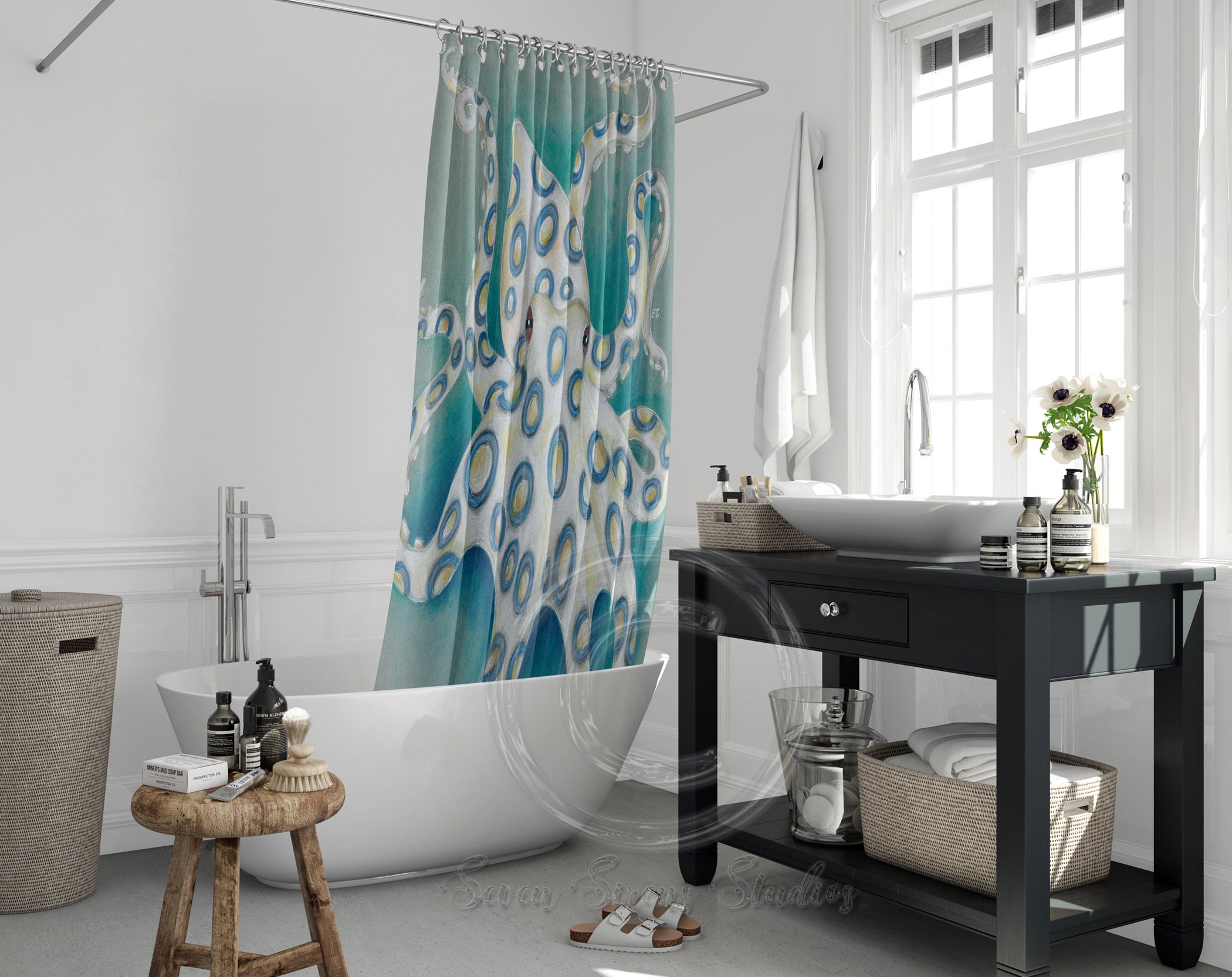 Blue Ring Octopus Art Shower Curtain, Underwater Life Bathroom Decor - Image 4