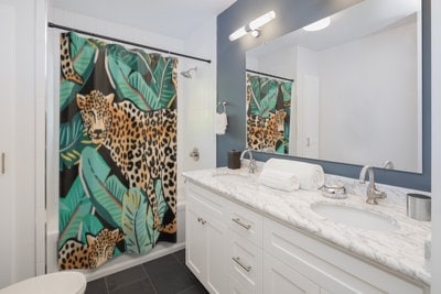 Cheetah Bathroom Curtain, Stylish Decoration For Your Bathroom - Image 2