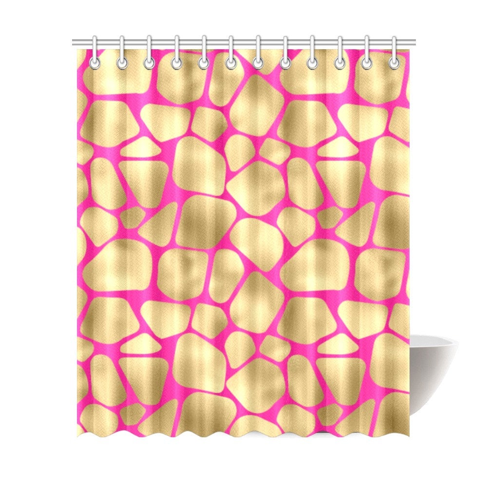 Classic Giraffe Print Shower Curtain - Retro for Bathroom Decor