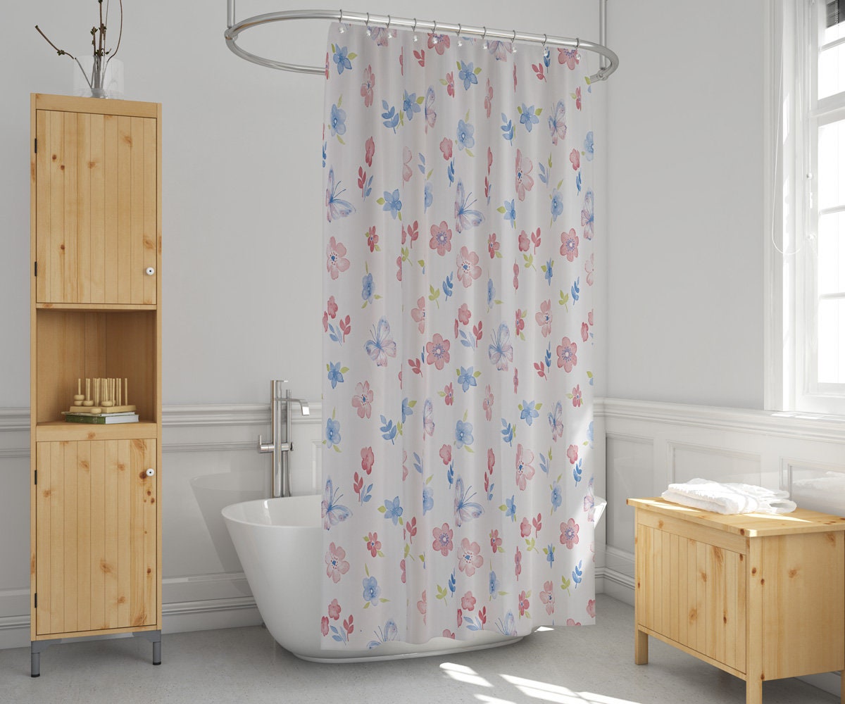 Daisy And Butterfly Print Shower Curtain For Bathroom Decor - Image 2