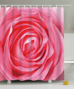 Floral Close-up Shower Curtain with Watercolor Roses in Pink for a Delicate Bathroom