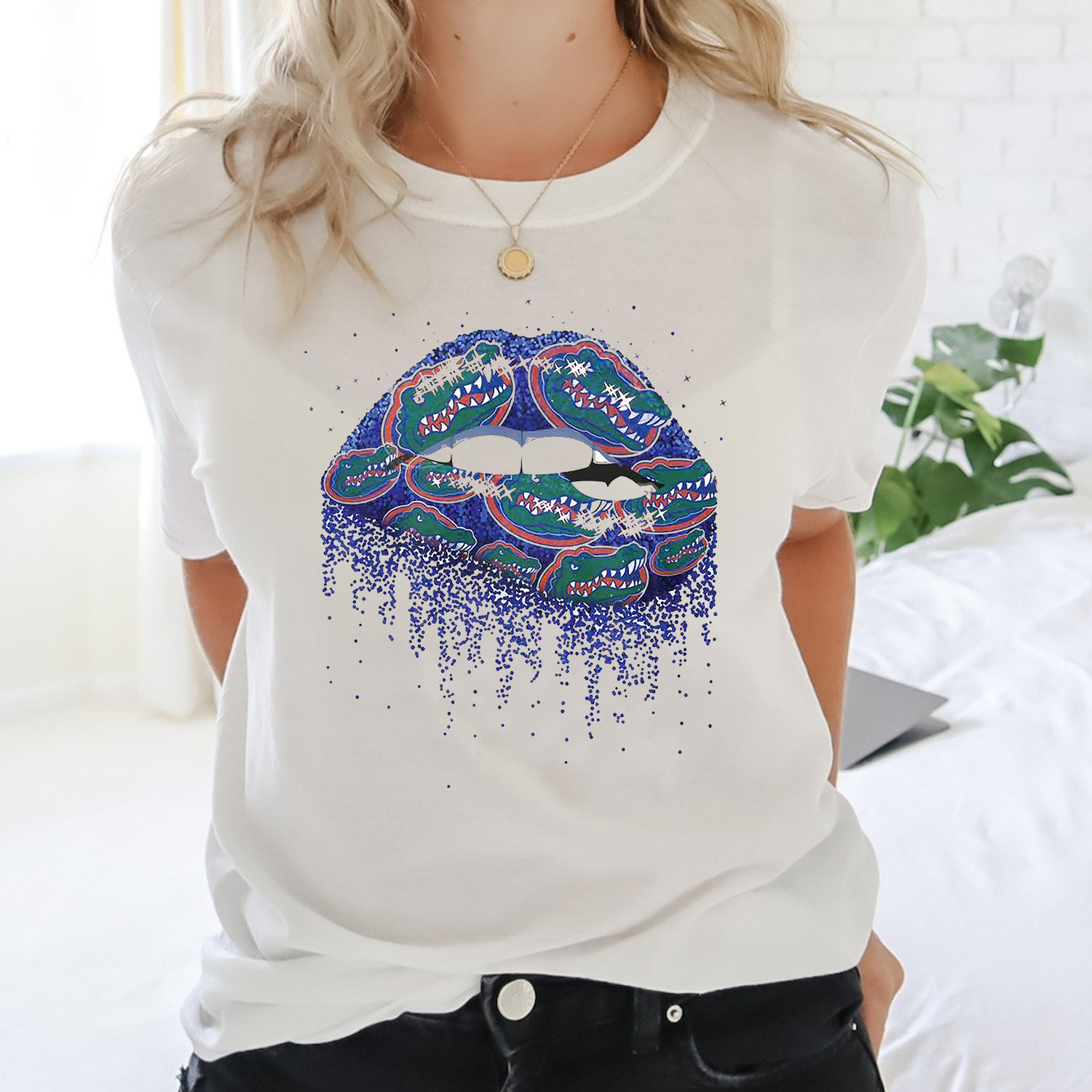 Florida Gators Lips Shirt Trendy Sweatshirt Hoodie for Ultimate Fan Fashion