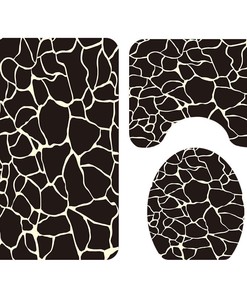 Giraffe Pattern Waterproof Shower Curtain, Unique Bath Decor
