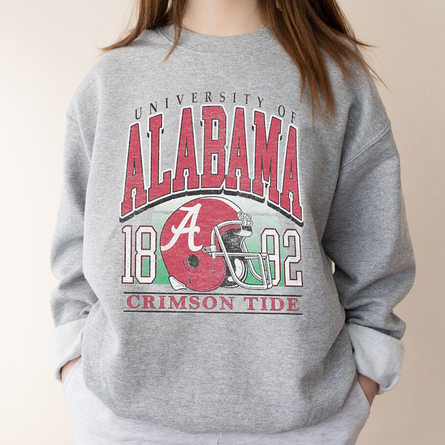 Keep it Classic and Cozy with Retro University of Alabama Vintage Crewneck Sweatshirt