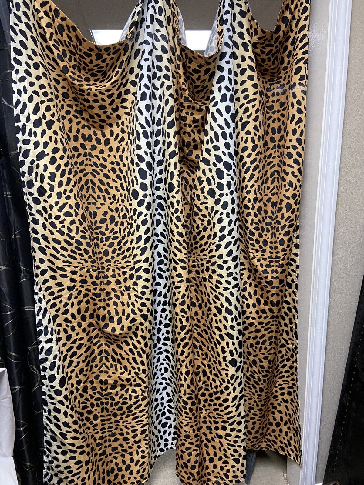 Leopard and Zebra Animal Print Shower Curtain Set for Attractive Bathroom Decor
