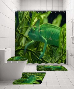 Lizard and Jungle Print Waterproof Shower Curtain for a Wild Bathroom