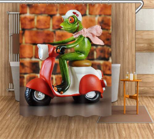 Majestic Frog Water Resistant Shower Curtain for Nature Themed Bathroom Decor