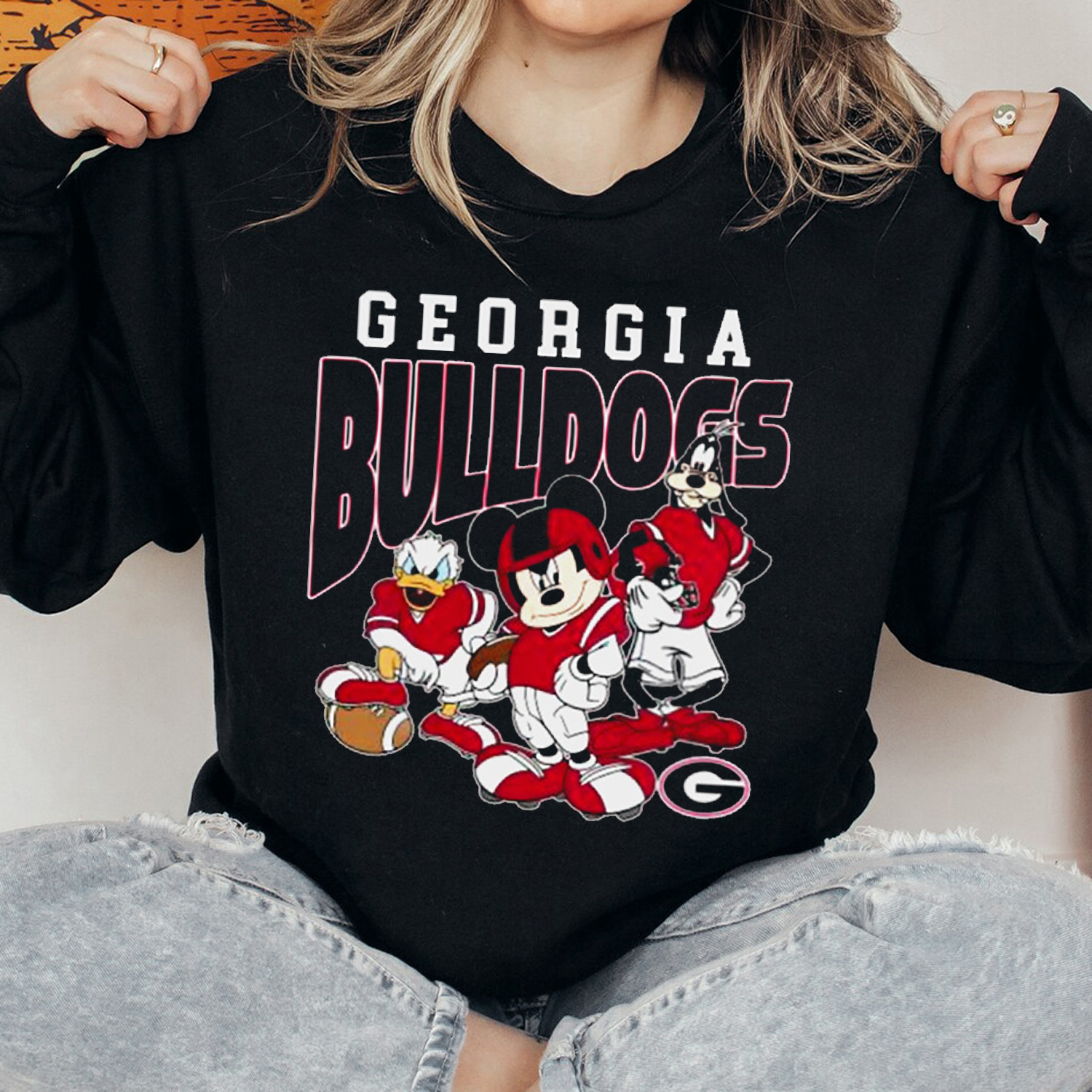 Mickey Mouse and Friends Georgia Bulldogs T-Shirt - Classic Tee for Fans