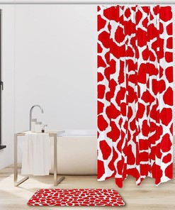 Red White Giraffe Print Pattern Best Shower Curtain for Your Bathroom