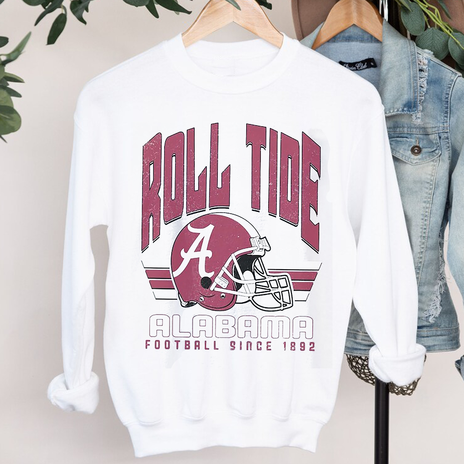 Show off Your Love for Alabama with this Vintage 90s Alabama Crimson Roll Tide Shirt