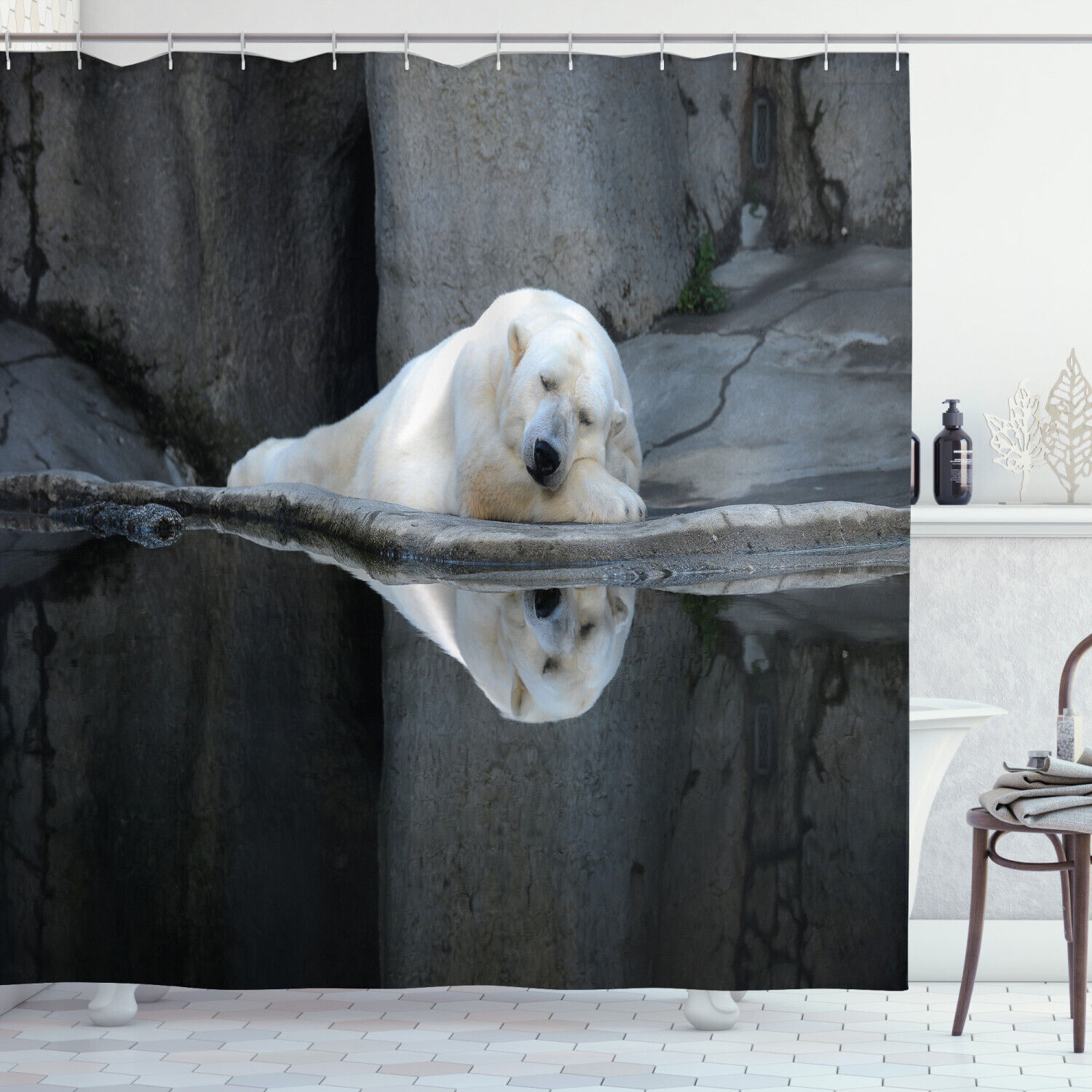 Sleeping Calm Zoo Animal Shower Curtain With Bear Print, Perfect For Nature Lovers