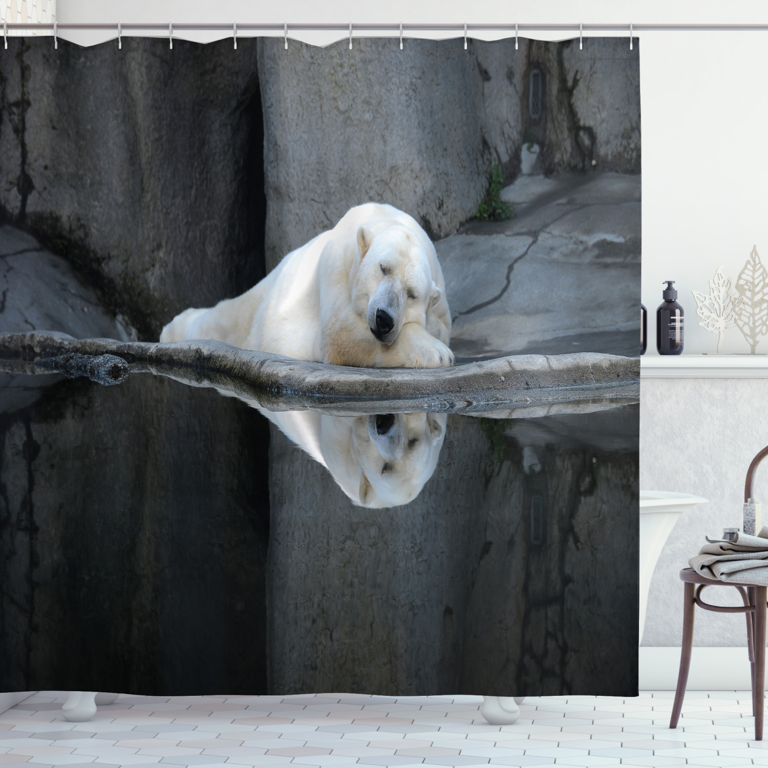 Sleeping Calm Zoo Animal Shower Curtain With Bear Print, Perfect For Nature Lovers - Image 3