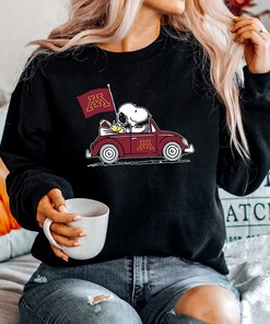 Snoopy and Woodstock Minnesota Golden Gophers Car T-Shirt - Hoodie Sweatshirt Fan Gift