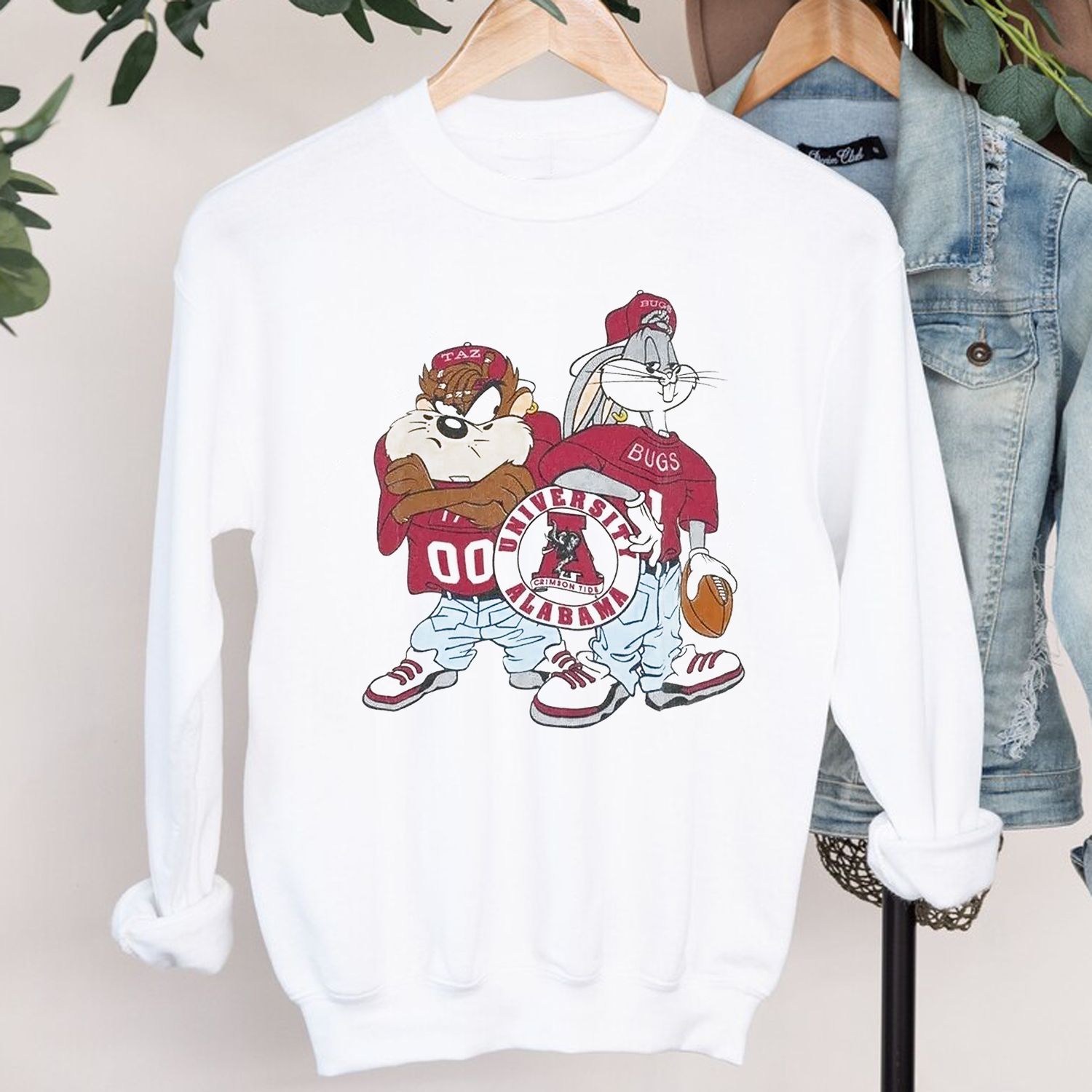 Stay Classic and Unique with Vintage NCAA Alabama Crimson Tide Looney Tunes Shirt