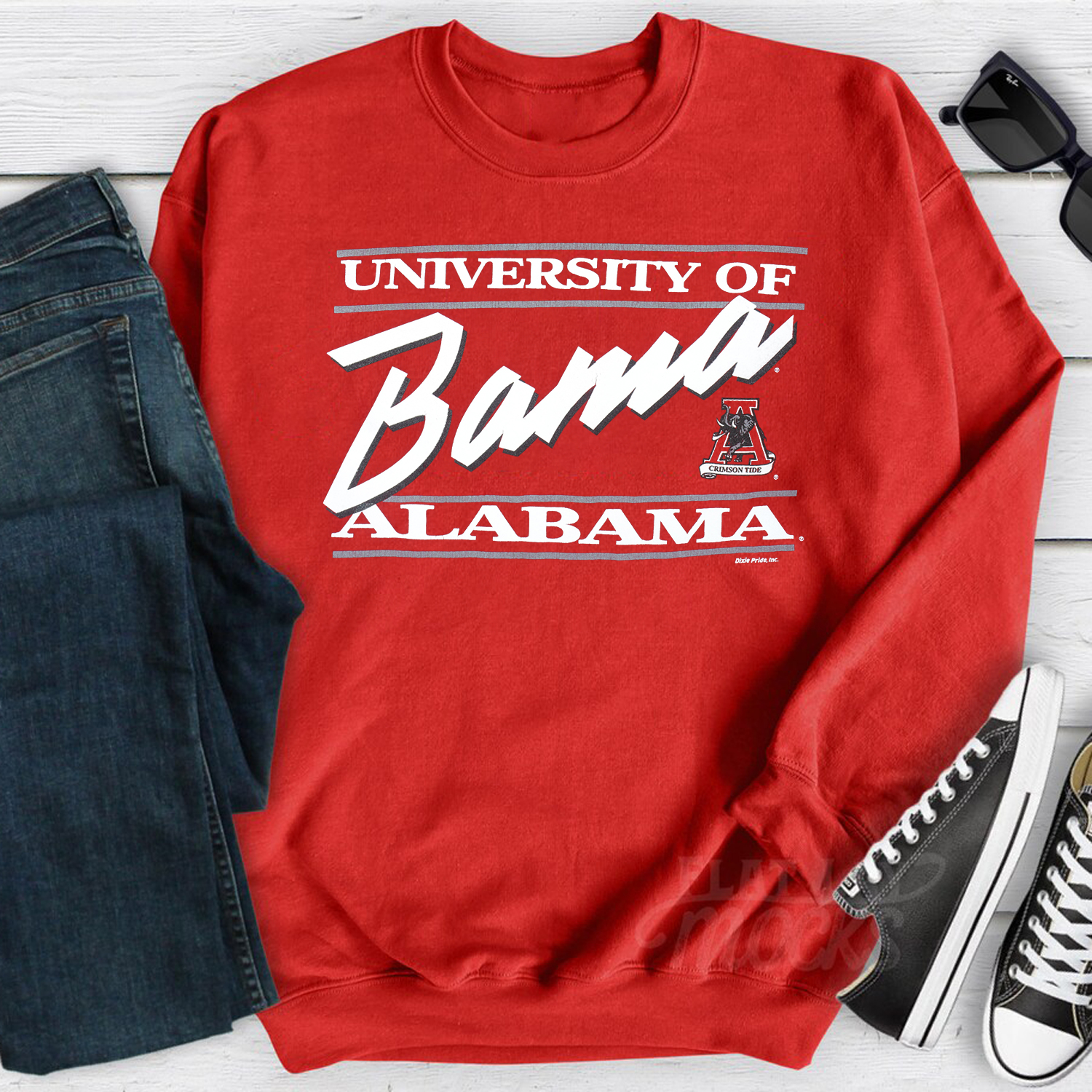 Stay Classic with NCAA - Alabama Crimson Tide Crew Neck Sweatshirt from 1990s