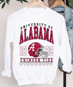 Stay Cozy and Stylish with Retro University of Alabama Vintage Crewneck Sweatshirt