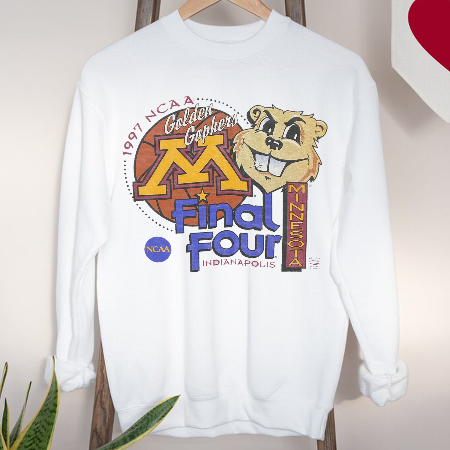 University of Minnesota Final Four 1997 NCAA Football Sweatshirt - Vintage Style Golden Gophers Shirt Fan Gift