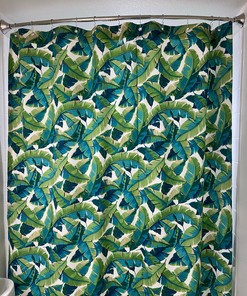 Vibrant Banana Plant Print Shower Curtain for a Botanical Bathroom