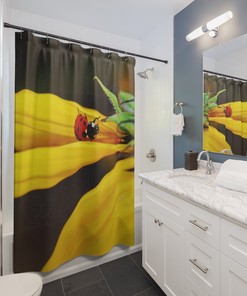 Vibrant Sunflower Shower Curtain for a Beautiful Bathroom