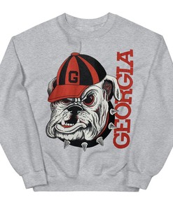 Vintage Georgia Bulldogs T-Shirt with Classic Team Logo - Classic Apparel for Fans