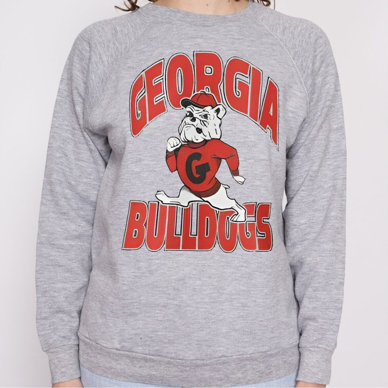 Vintage NCAA Georgia Bulldogs Sweatshirt - Classic Apparel for Fans