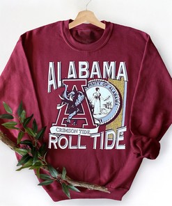 Vintage University of Alabama Crimson Tide NCAA Football Crewneck Sweatshirt, perfect for Fans