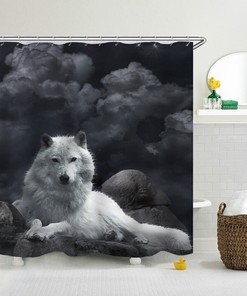 Wolf Print Shower Curtain - Animal-Inspired Bathroom Decor 