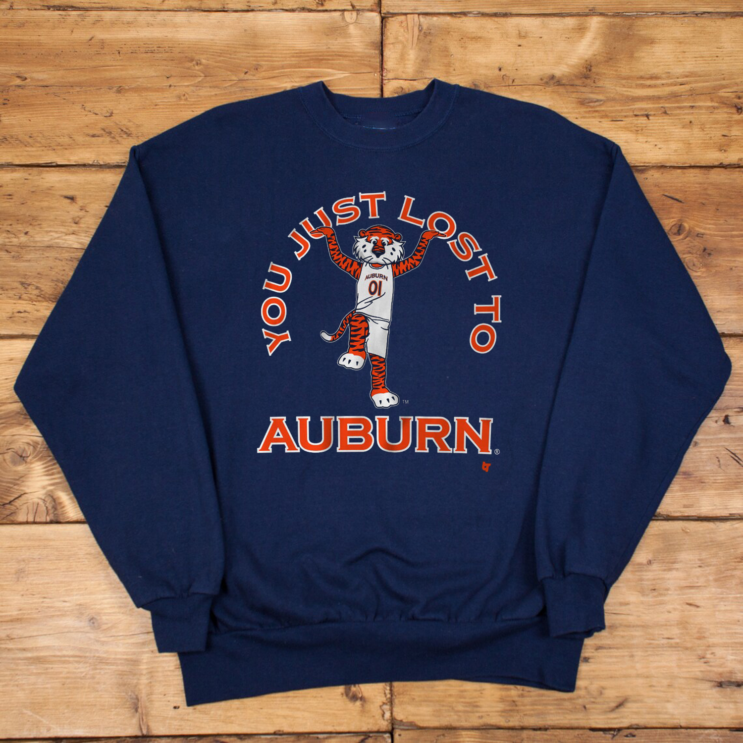 Aubie Auburn Tiger Football T-Shirt - Vintage Style Auburn Tigers Tee Hoodie Sweatshirt Fan Gift