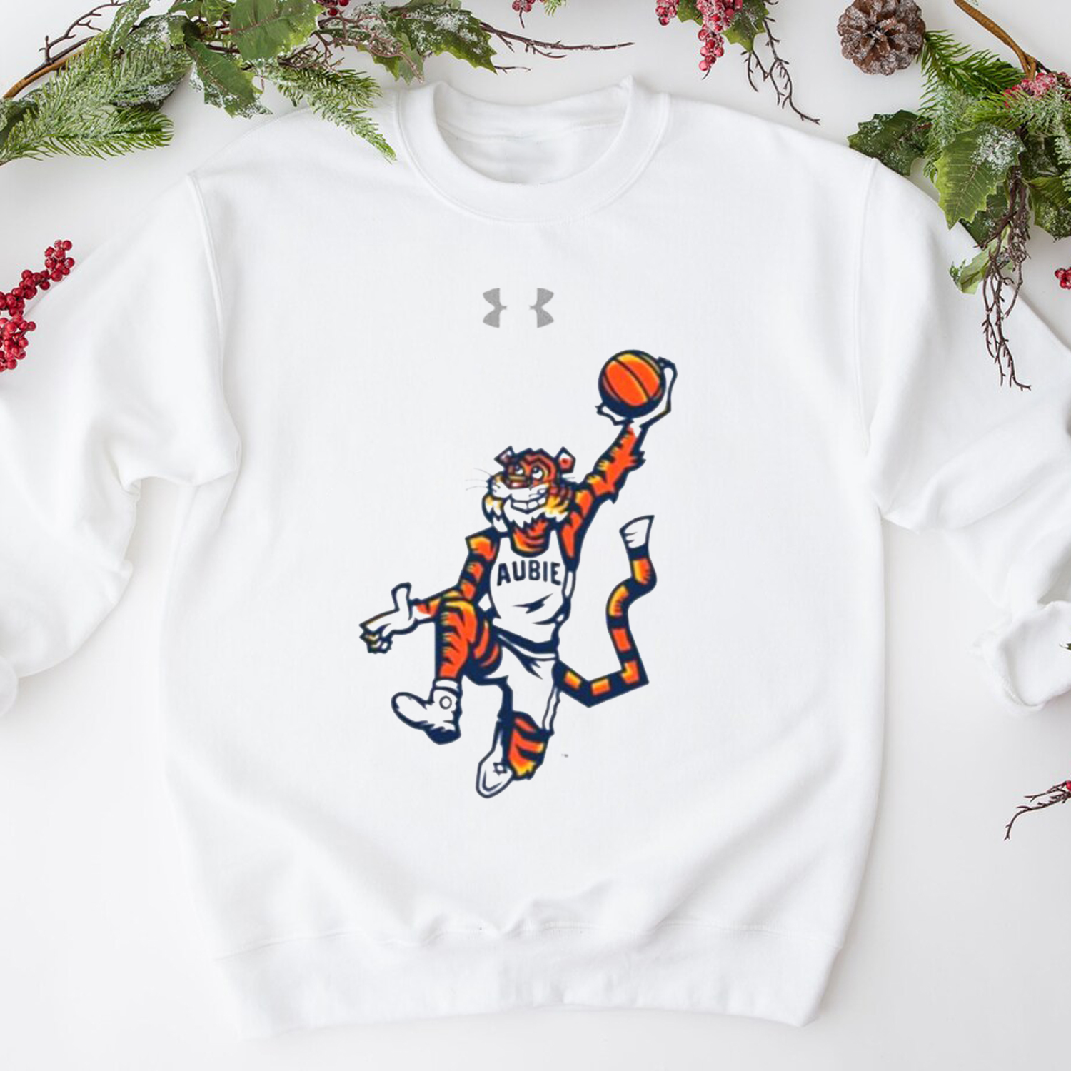 Auburn Tigers T-Shirt Charlie Brown Snoopy - Hoodie Sweatshirt Fan Gift