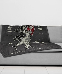 Disney Nightmare Before Christmas Hearts & Skulls Throw Blanket - Super Soft Fleece Bedding