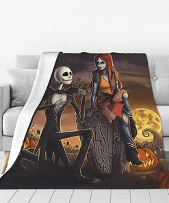 Halloween Blanket - Soft Throw Gift for Couch and Sofa, Suitable for All Seasons