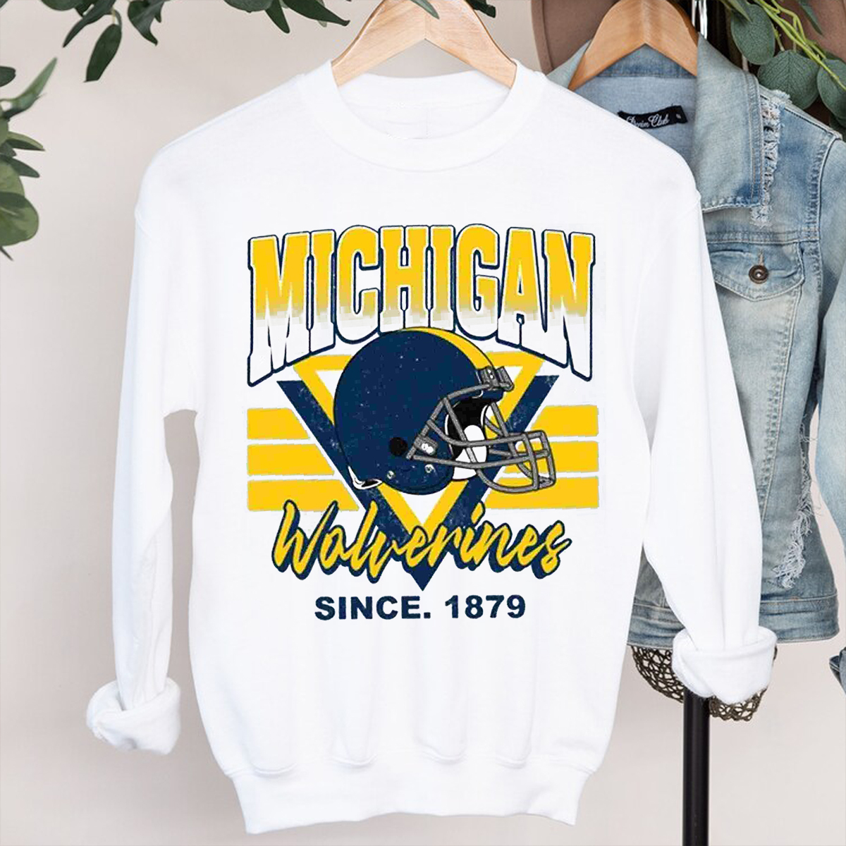 Michigan Wolverines Vintage Team Shirt - NCAA Fan Apparel