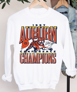 Vintage Auburn Basketball Tee - Tigers NCAA T-Shirt Hoodie Fan Gift