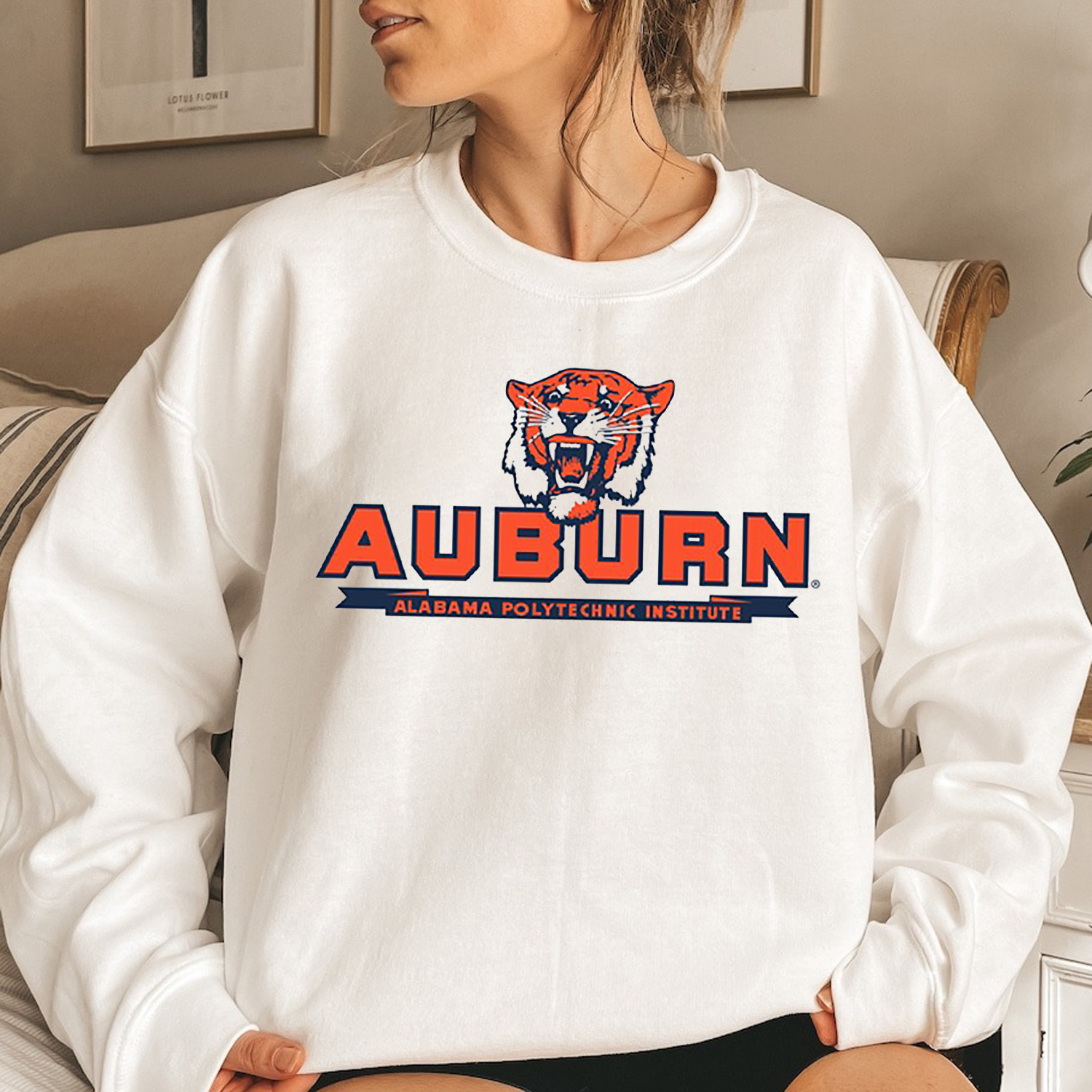 Vintage Auburn Tigers Iron Bowl 2001 Anders Book Store T Shirt - Orange Tigers Football T-Shirt Hoodie Fan Gift