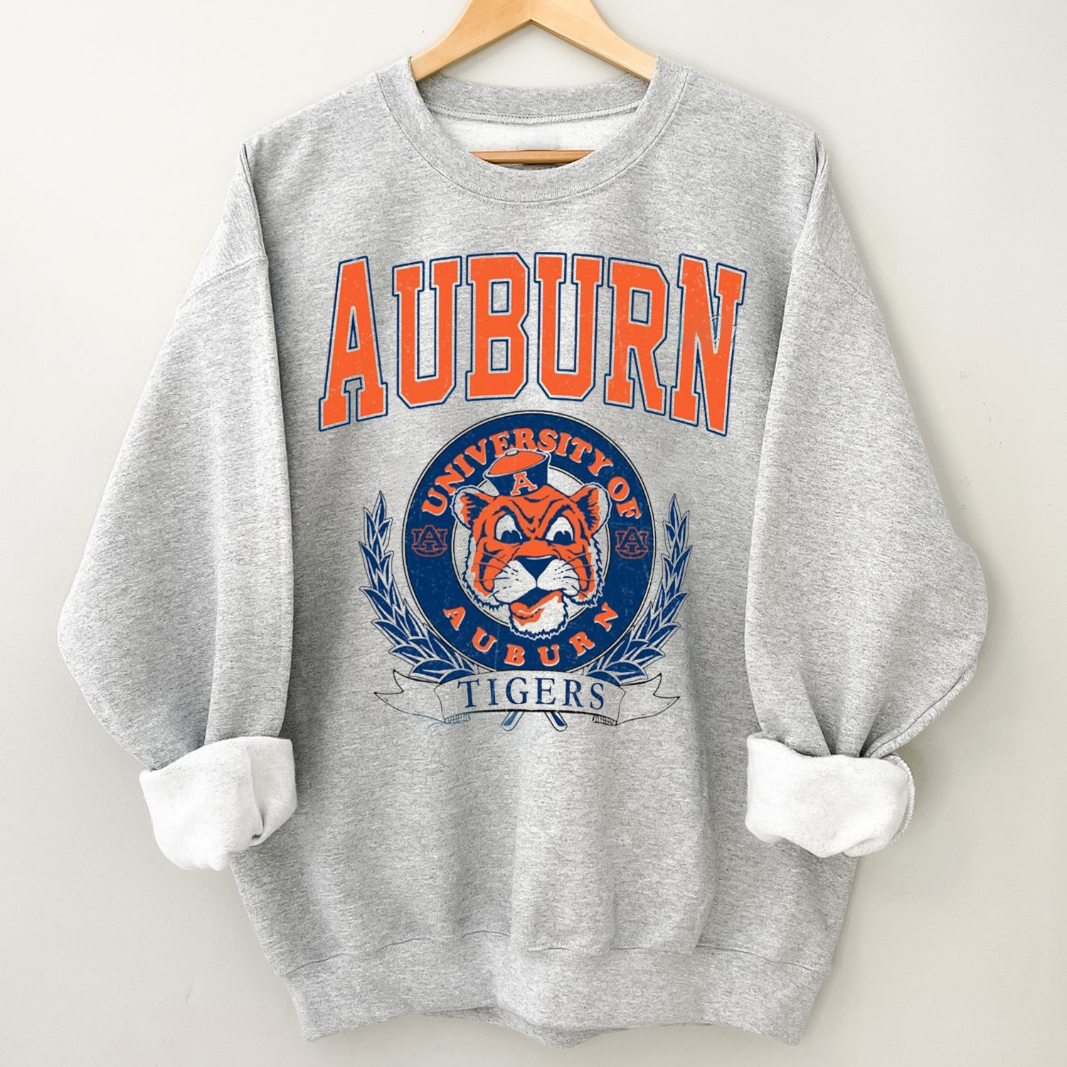 Vintage Auburn Tigers NCAA T-Shirt - Baseball College Football Sweatshirt Hoodie Fan Gift