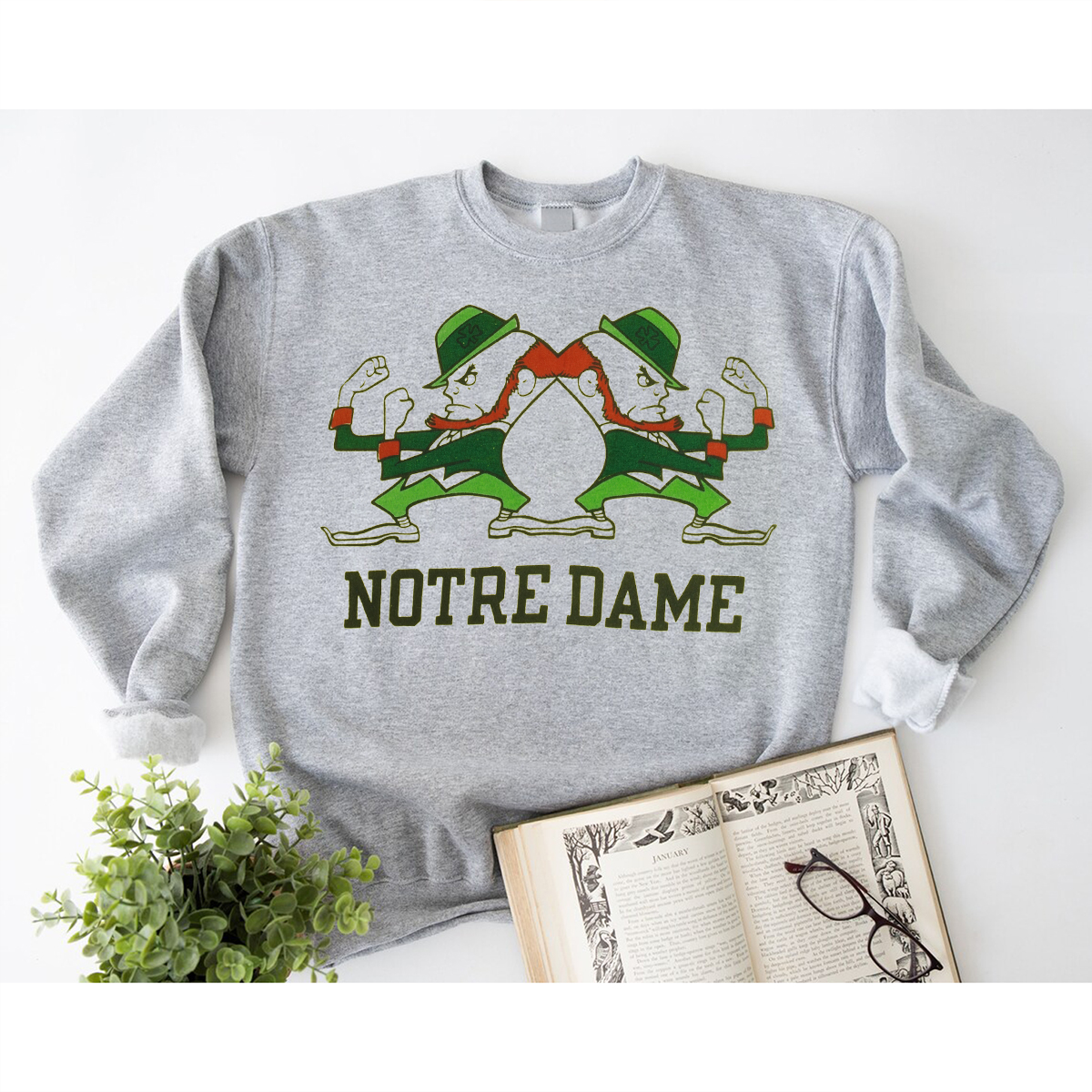 Vintage Champion - Notre Dame Fighting Irish T-Shirt 1990s - Retro 1990s Champion Notre Dame Fighting Irish T-Shirt