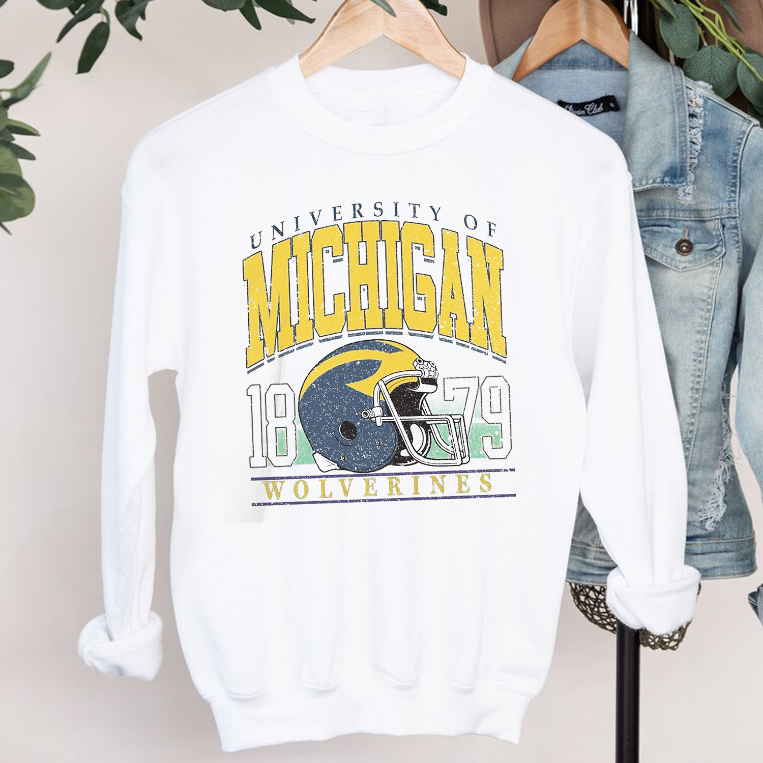 Vintage Michigan Crewneck Sweatshirt - Distressed College Sweater