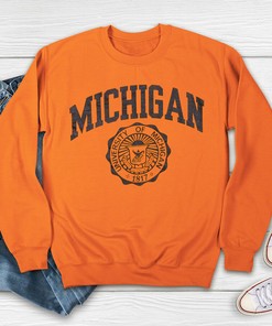 Vintage Michigan Football Shirt - Retro Wolverines Team Gear