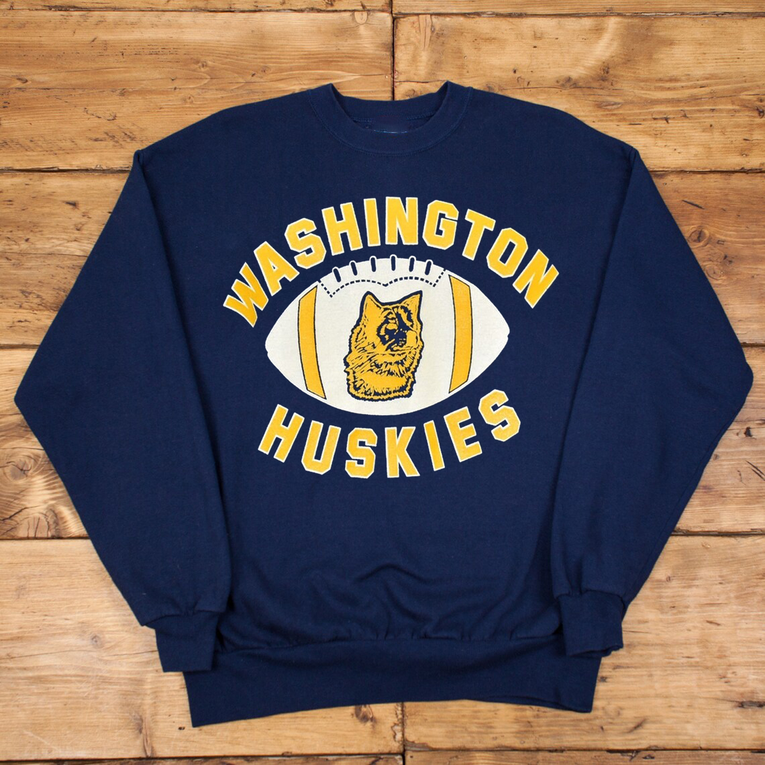 80s Washington Huskies Football T-Shirt - Perfect for Game Day