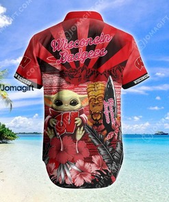 Baby Yoda Wisconsin Badgers Hawaiian Shirt - Gift for Fans