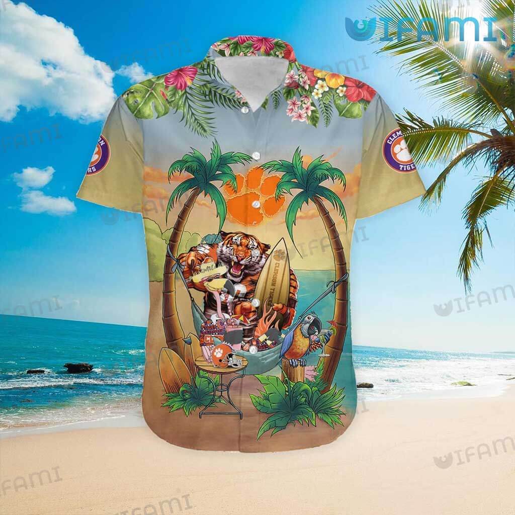 Best NCAA Cincinnati Bearcats Football 3D Hawaiian Shirt - Short for Fans