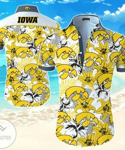 Men's Iowa Hawkeyes Skull Hawaiian Shirt with Gold Flowers 