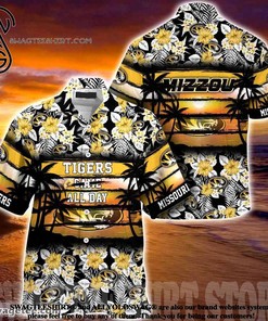 Missouri Tigers Hawaiian Shirt with Hibiscus Pattern for Sports Fan on Vacation