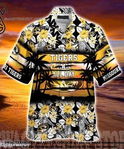 Missouri Tigers Hawaiian Shirt with Hibiscus Pattern for Sports Fan on Vacation