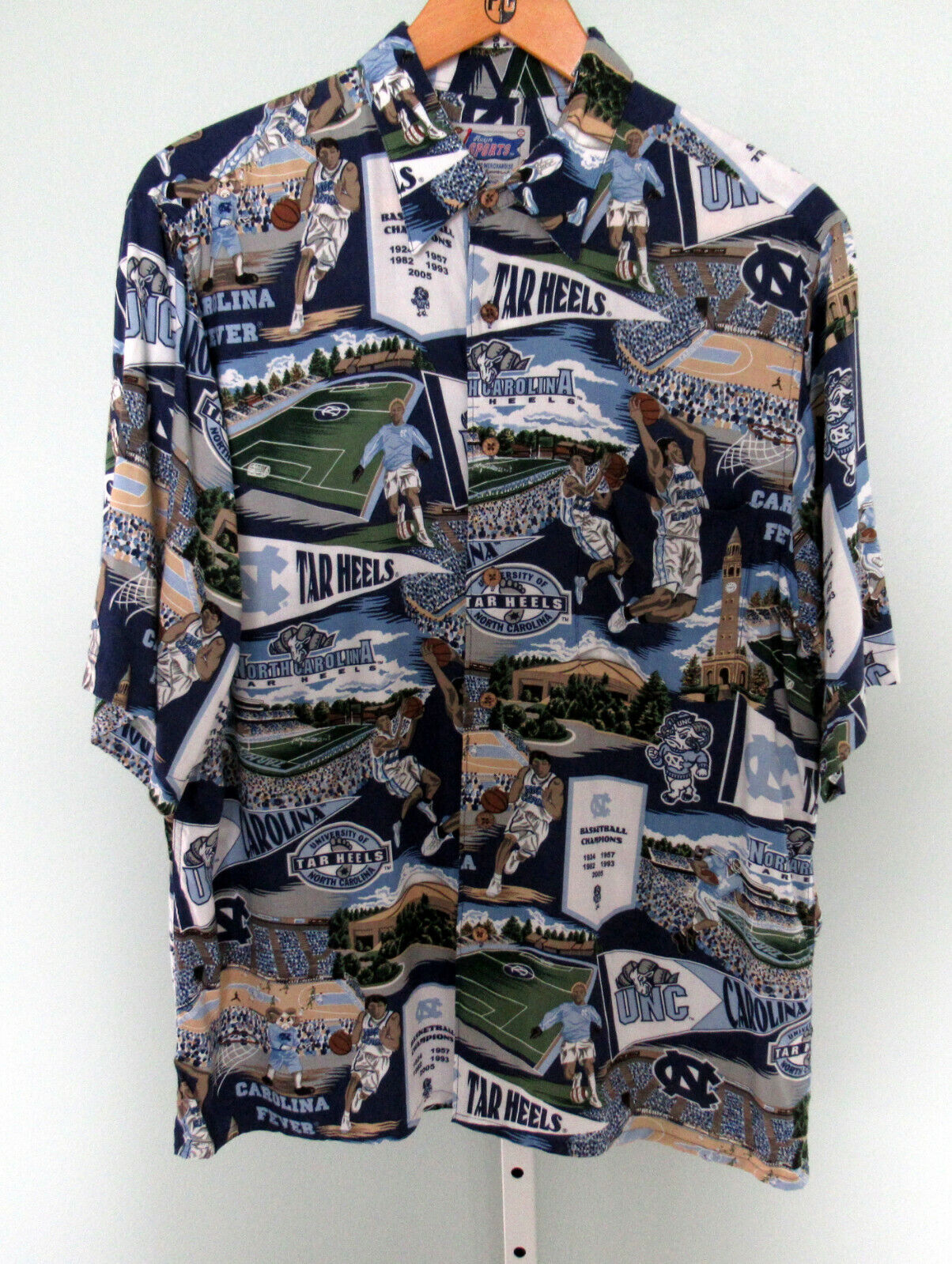 Reyn Spooner NCAA North Carolina Tar Heels Hawaiian Rayon Shirt - Perfect for Fans