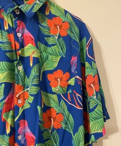 Stay Cool with the Boise State Broncos Hawaiian Men's Shirt - XXL Size